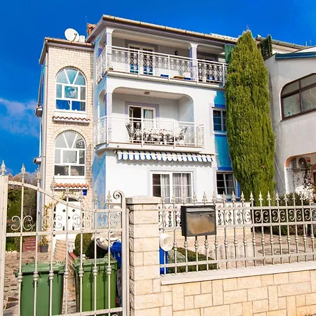 Apartment With A Parking Space - 21300