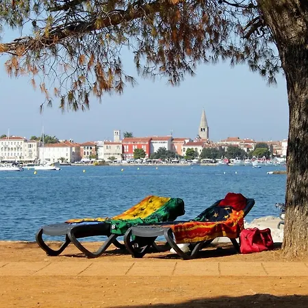 Apartment With A Parking Space - 21300 Porec