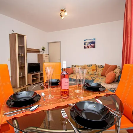With Parking Space - 21300 Daire *