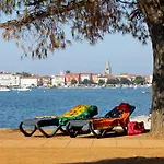 Apartmán With Parking Space - 21300 Poreč