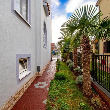 With Parking Space - 21300 Apartmán
